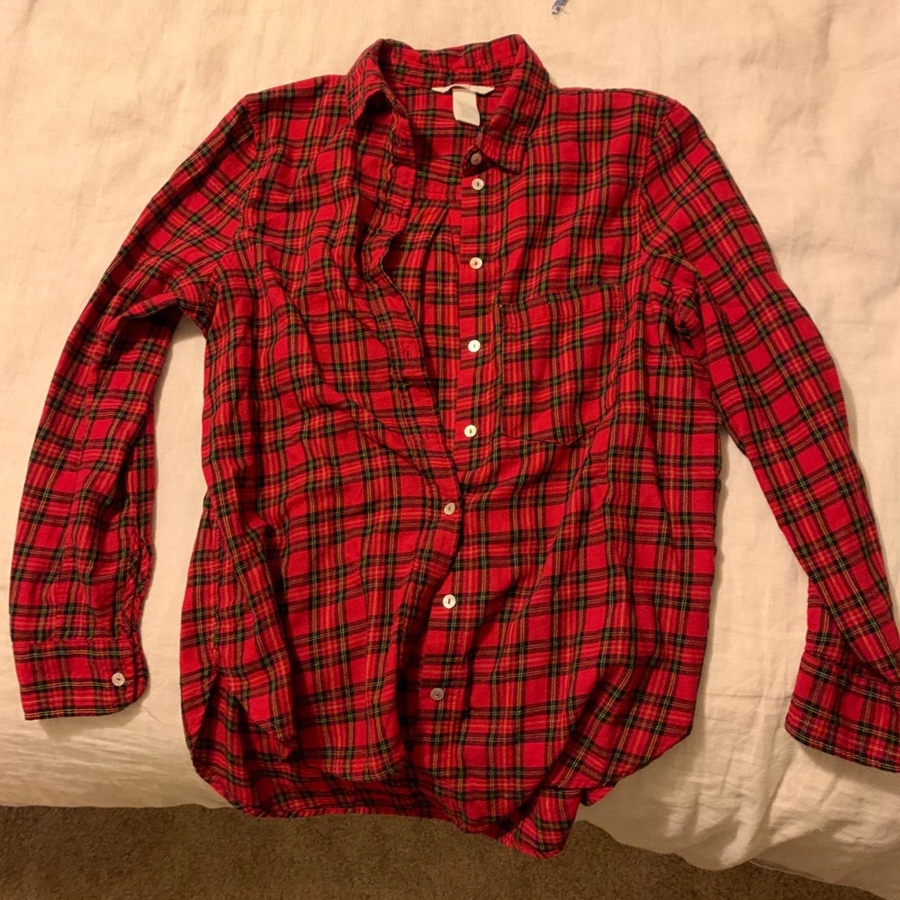 H&M red plaid flannel button up